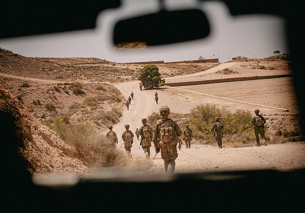 Imagen de archivo de legionarios durante las maniobras en Viator.