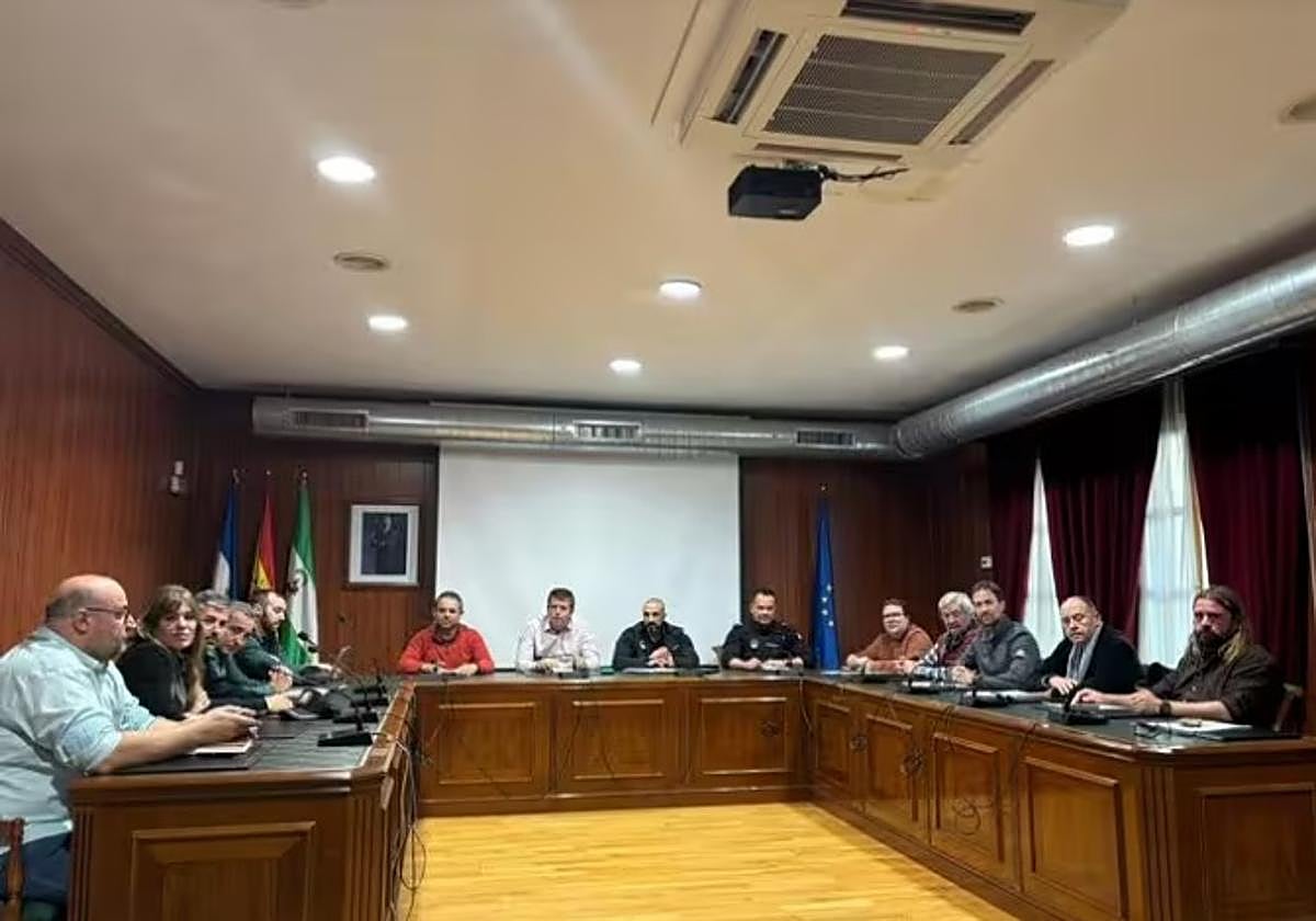 Reunión en Monachil por venta ambulante ilegal en Sierra Nevada