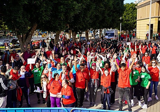 Cerca de un millar de personas disfrutan del deporte inclusivo en El Ejido