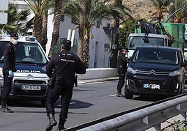 Condenada por agredir a un policía mientras portaba 3.000 euros en drogas en Dreambeach