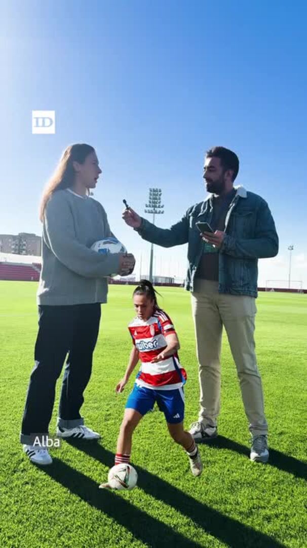 "De pequeña pensé que era imposible dedicarse al fútbol porque no veía a niñas jugando"