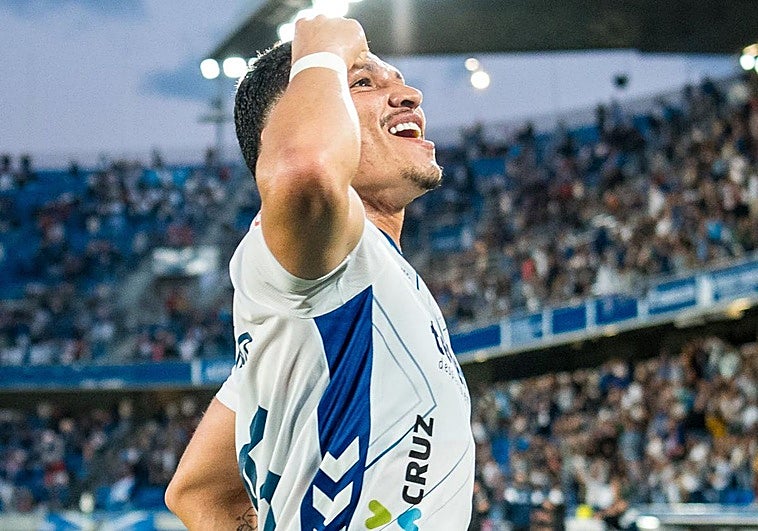 El Tenerife gana al colista sin brillo y asienta su liderato