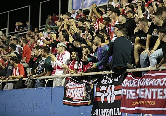 La afición rojiblanca acompañará al equipo en el Pepico Amat y en Andorra.