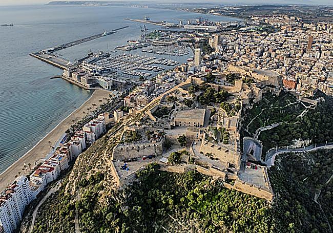 Castillo de Santa Bárbara en Alicante