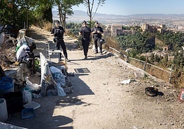 Actuación policial en el Cerro de San Miguel, en una imagen de archivo