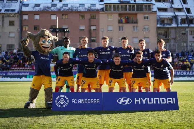 Una formación de un Andorra con muchas caras nuevas.