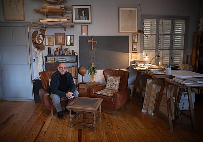 Enrique, en el estudio de Hermenegildo Lanz.