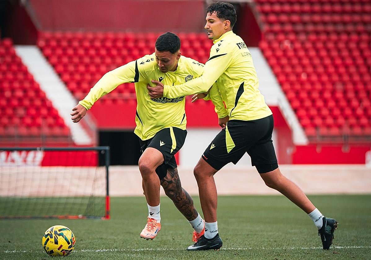 Thalys peleará en punta, mientras Álex Muñoz tendrá que frenar a un ofensivo Andorra.