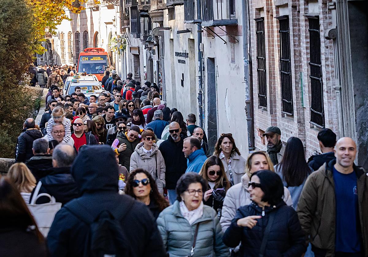 Ambientazo en las calles de Granada