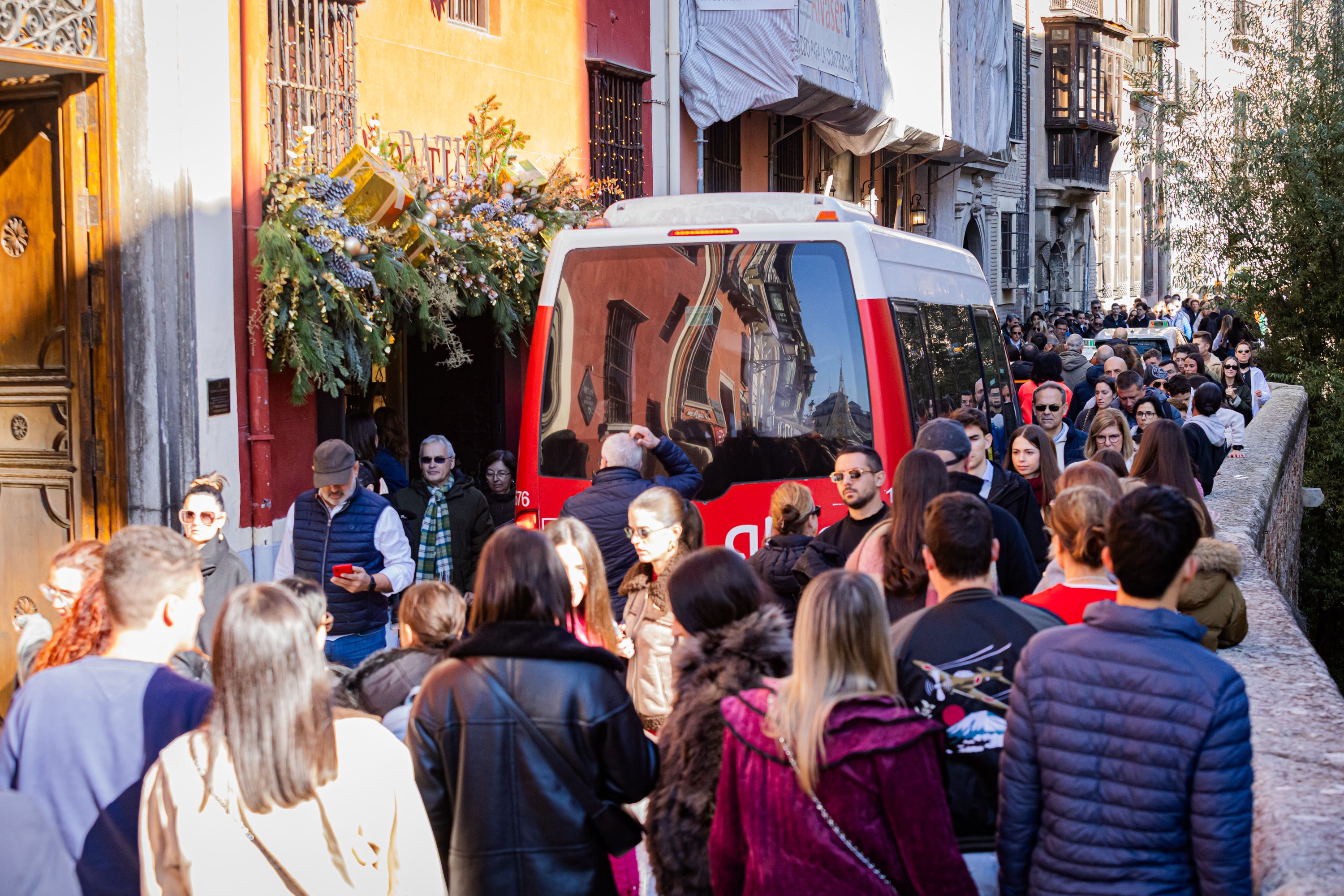 Ambientazo en las calles de Granada