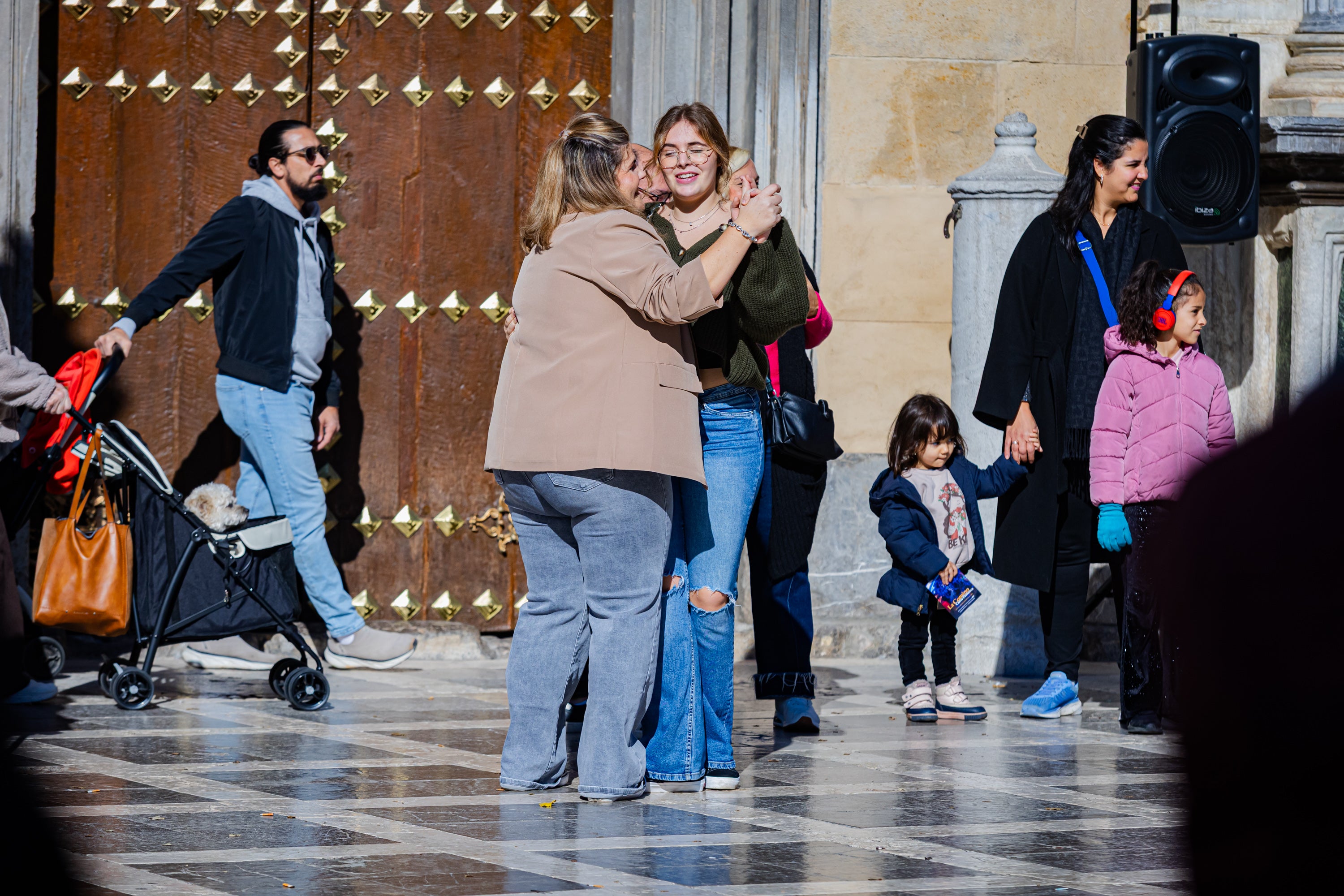 Ambientazo en las calles de Granada