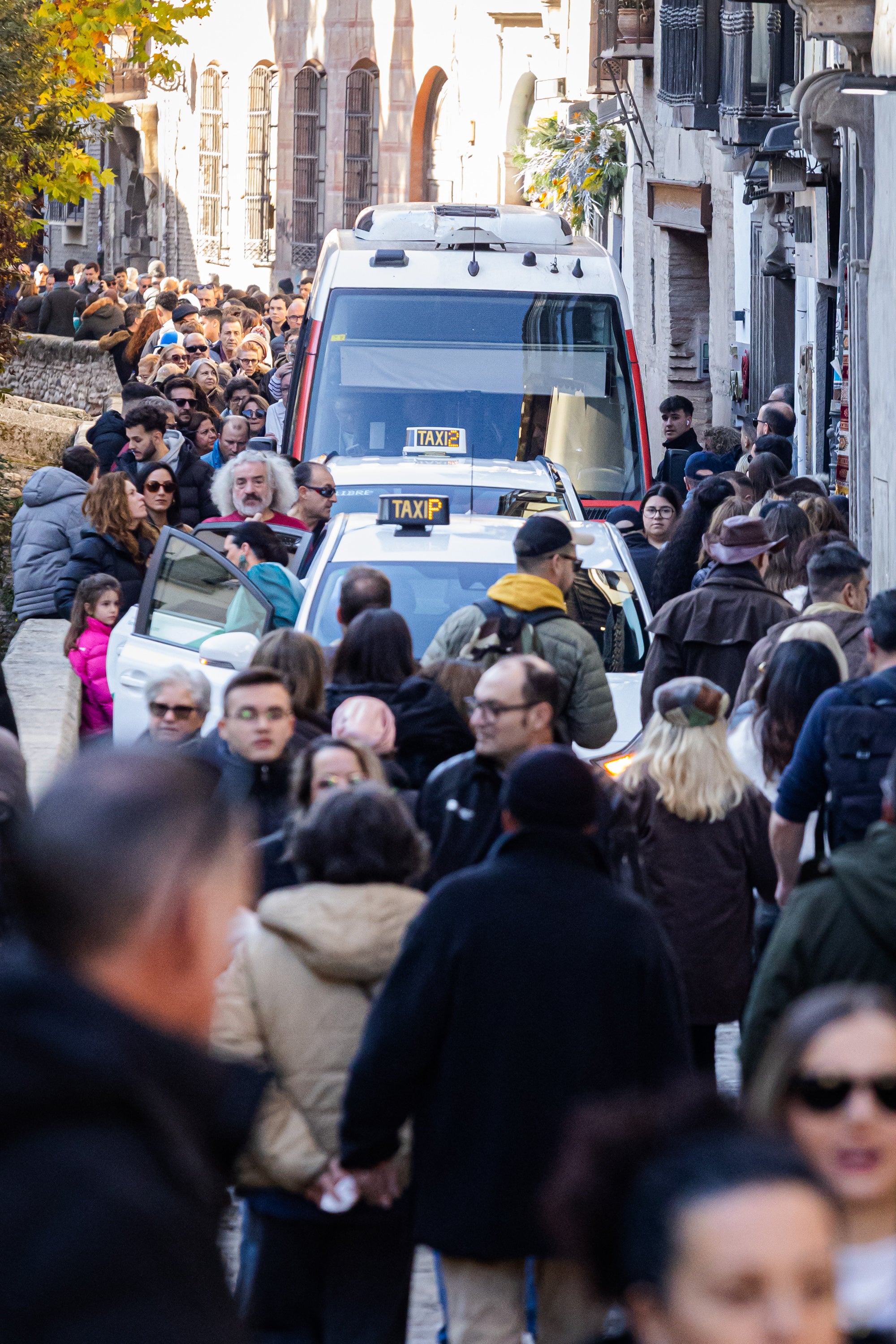 Ambientazo en las calles de Granada