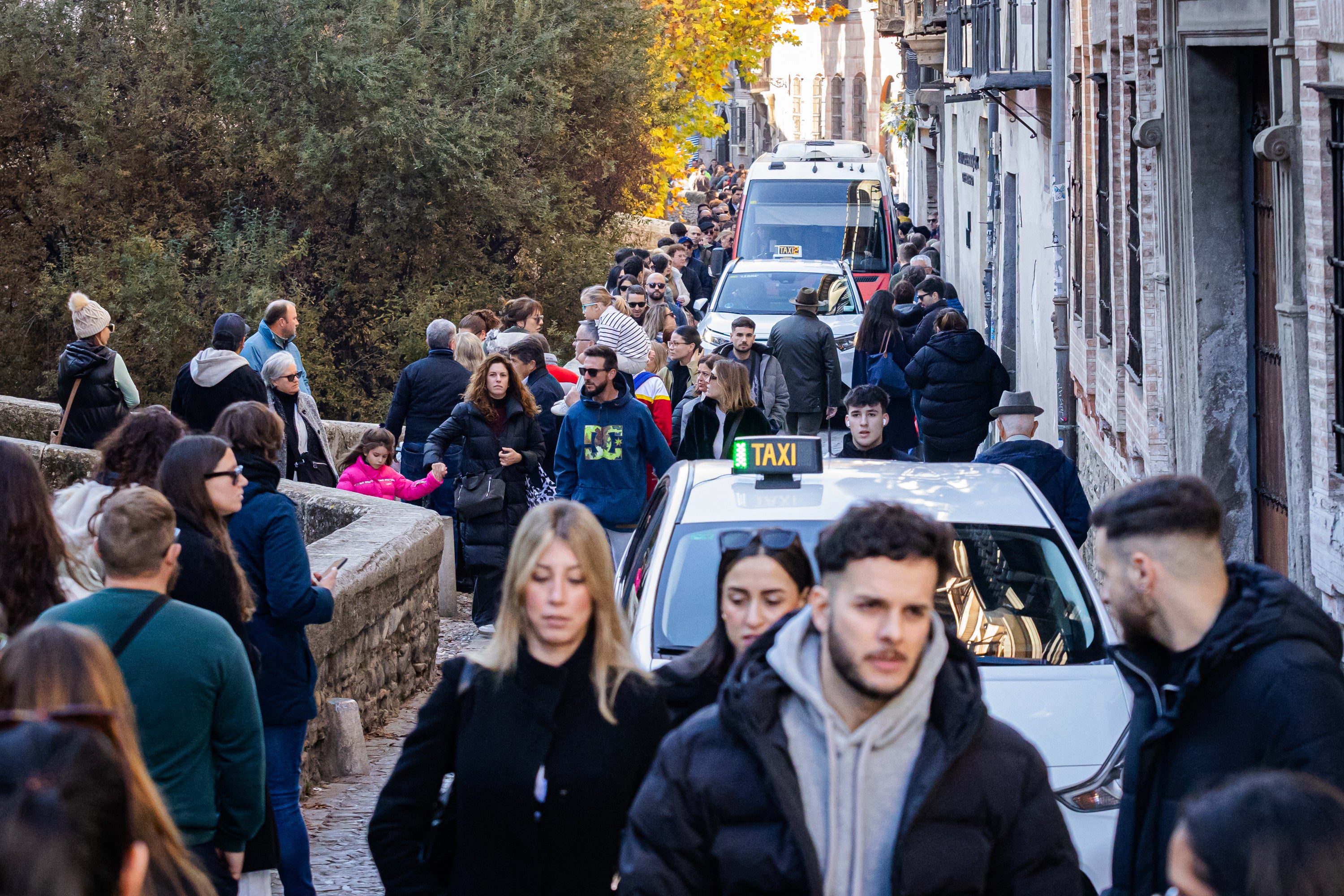 Ambientazo en las calles de Granada