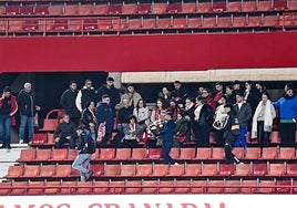 Encuéntrate en la grada del Granada-Ceuta