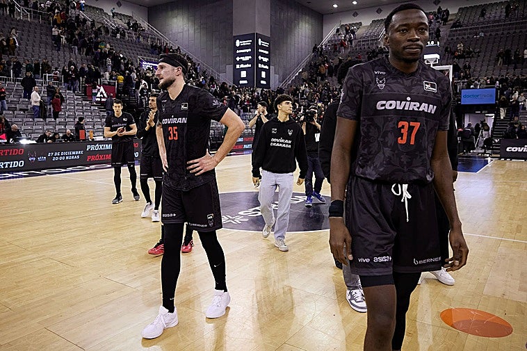 El Covirán falla en un día clave y se siente obligado a la remodelación