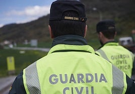 A disposición judicial dos individuos por la tentativa de robo en una vivienda de Purchil