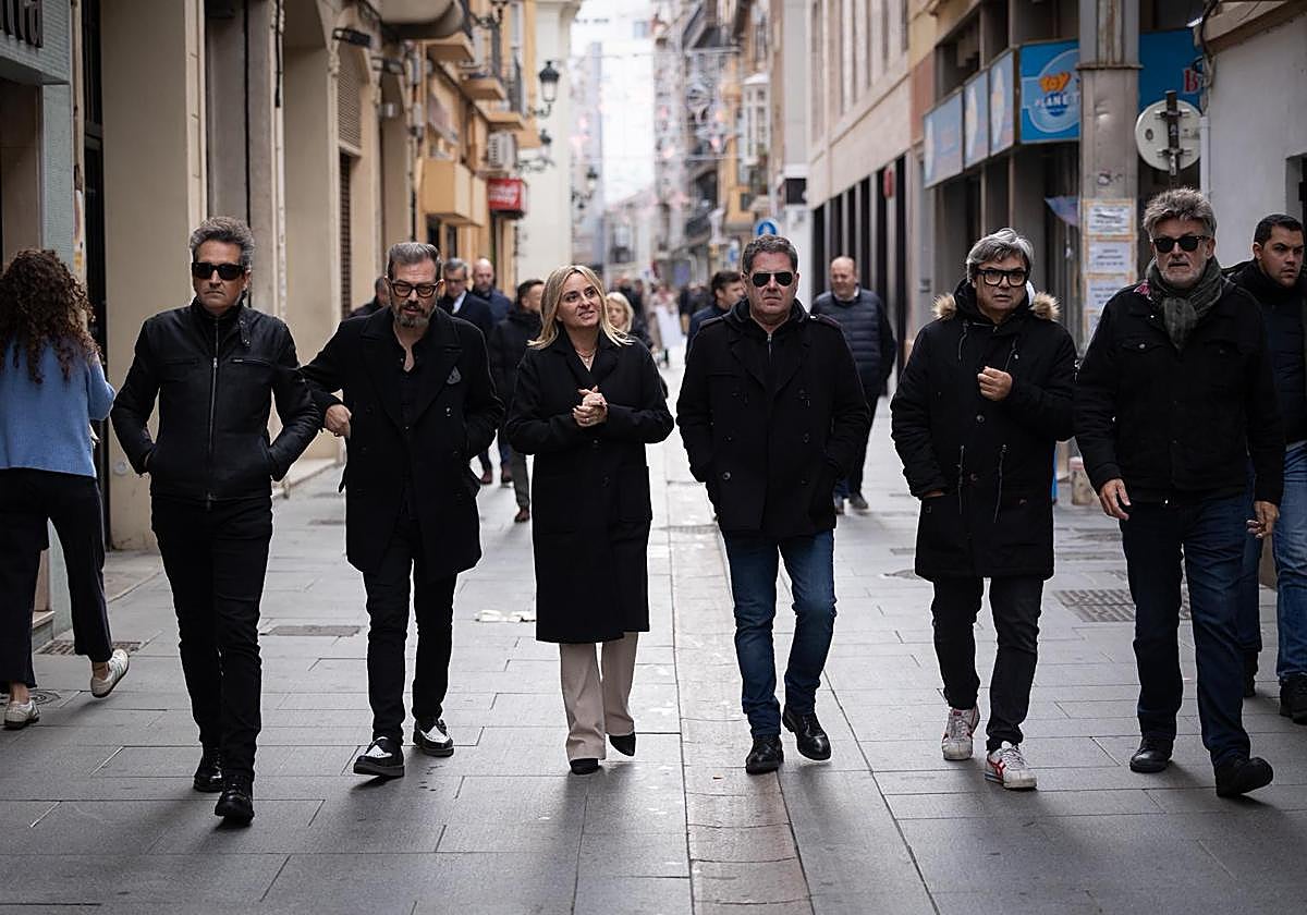 La alcaldesa de Granada, Marifrán Carazo, ha presentado este miércoles un proyecto que busca reconocer a aquellos artistas locales que han marcado una época en la música contemporánea.