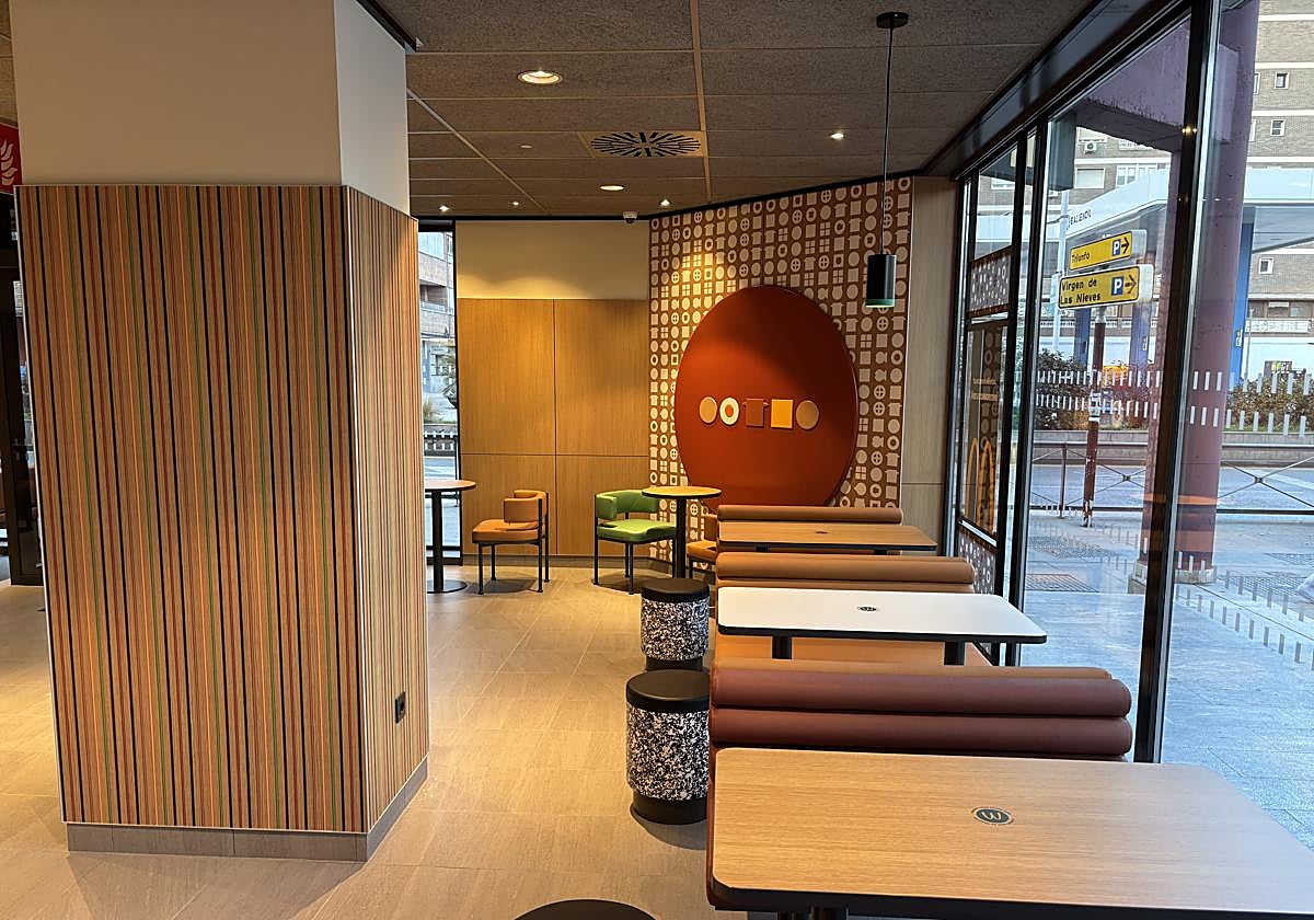 Así es el nuevo McDonald's en pleno centro de Granada.