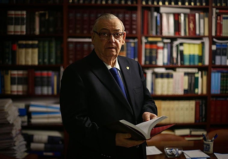 «Un padre para todos los abogados granadinos»