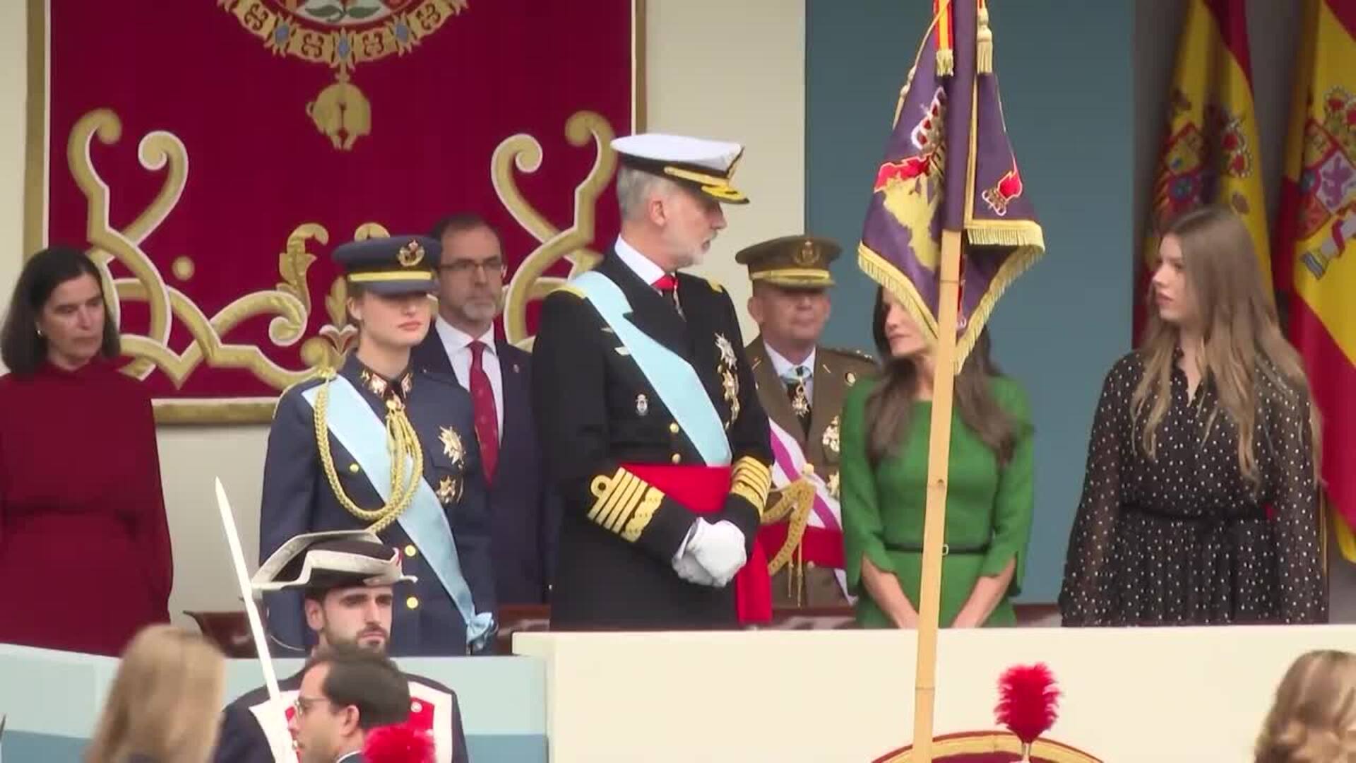 Desfile 12-O: Reencuentro Real con la Princesa Leonor y la Infanta Sofía tras cuatro años