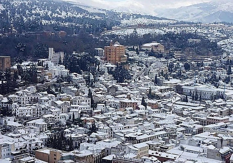 Aemet habla de nevadas en Granada capital y -6 grados para el Día de Reyes