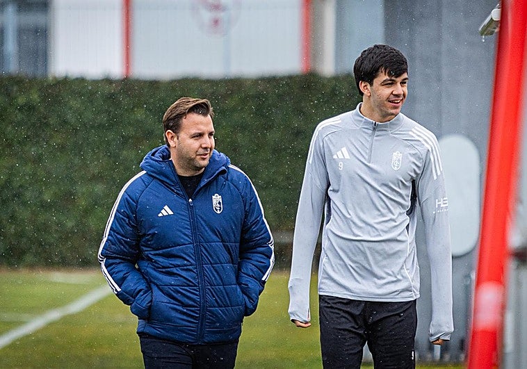 Oficial: Gonzalo Petit refuerza el ataque del Granada CF