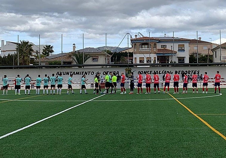 Batalla campal en Otura durante un partido con el Arenas: 14 expulsados