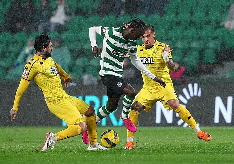 Souleymane Faye, ex del Granada CF, debuta con el Sporting