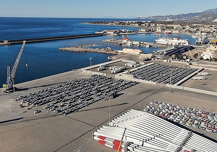 Detenido en el puerto de Motril cuando intentaba embarcar con un vehículo robado en Italia