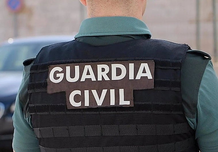 Ataca a su mujer con un arma blanca y se quita la vida en Lucainena de las Torres