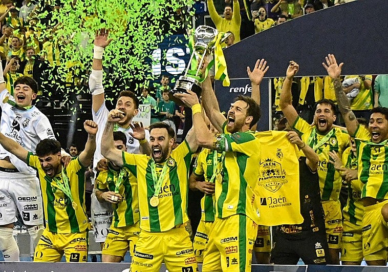 El Jaén Paraíso Interior reconquista Granada para su póker copero