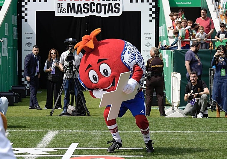 Granaín debuta en la tercera edición de la Liga de las Mascotas en Sevilla
