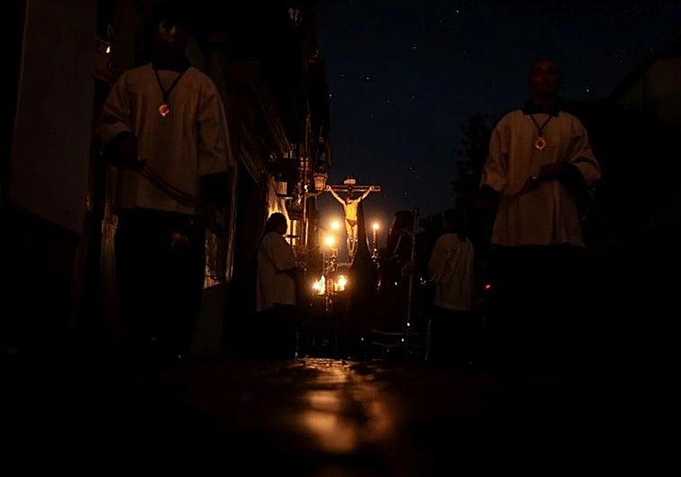 El trabajo en la sombra del albacea del Cristo del Silencio
