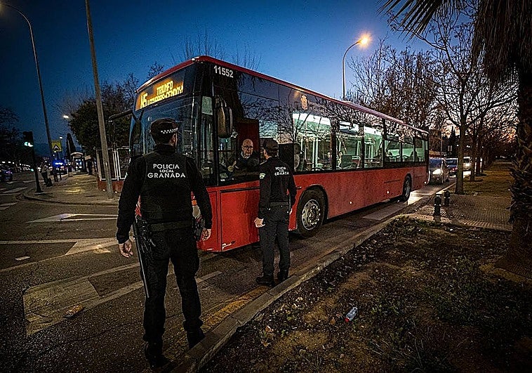 Desvían tres líneas de autobús en Norte por los actos vandálicos
