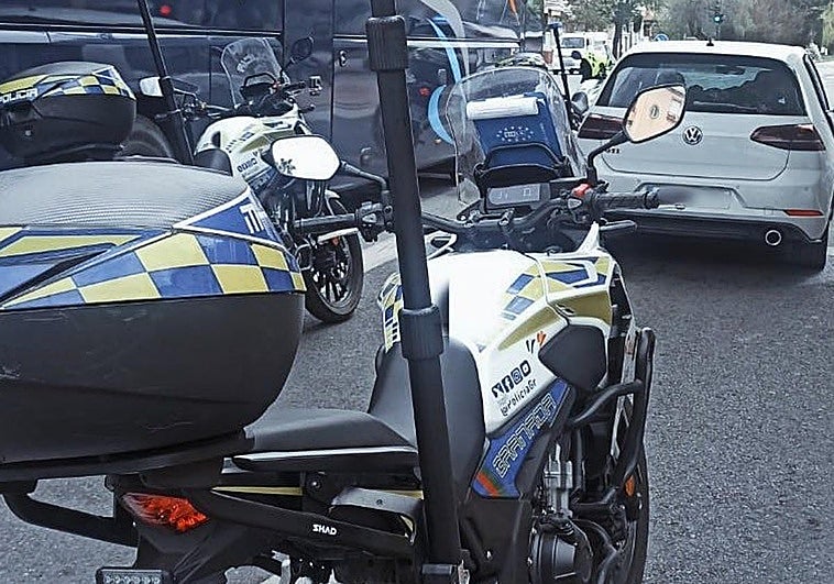 La Policía Local detiene en Granada a dos personas buscadas por una tentativa de homicidio