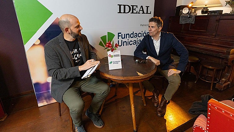 «Cuando me sobrevino el problema y me hundí, los músicos me salvaron la vida»