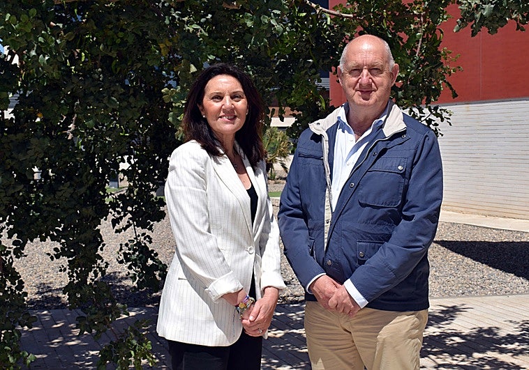 La UAL y la AECC analizarán el impacto de la soledad y la ética de los cuidados en un curso de verano