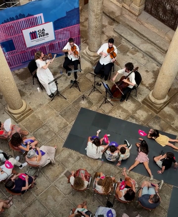 En el día Europeo de la Música en Cáceres.