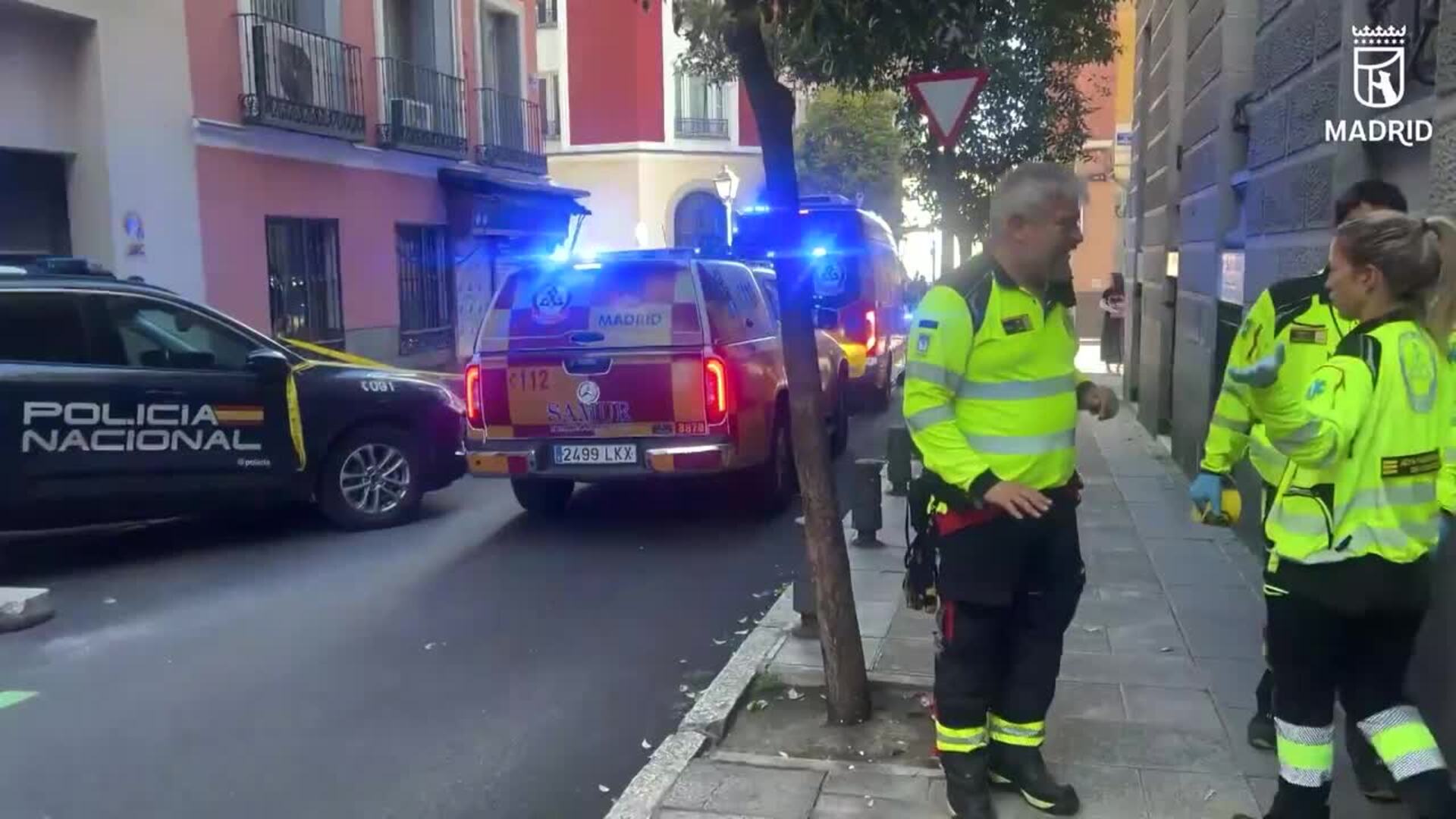Un hombre recibe dos puñaladas por la espalda en la céntrica calle Larra de Madrid