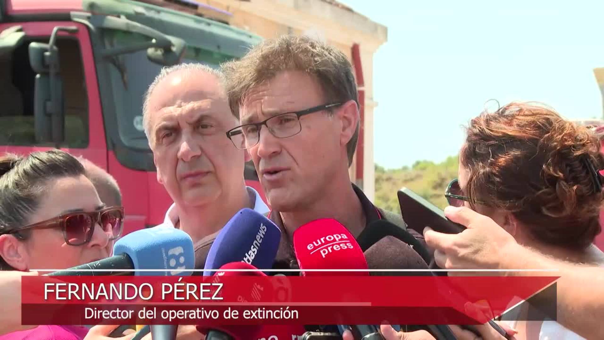 Bomberos avanzan en la extinción del fuego en Bisbal d'Empordà (Girona) y Soneja (Castellón)