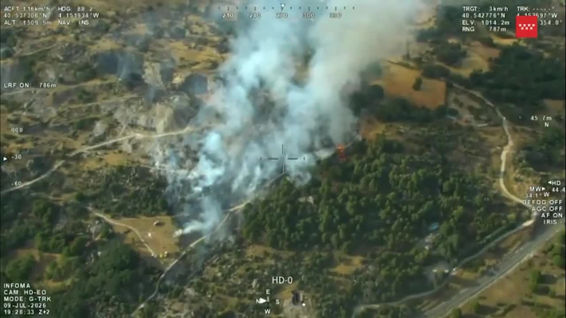 Un total de 21 dotaciones de Bomberos de la Comunidad estabilizan un incendio en Zarzalejo