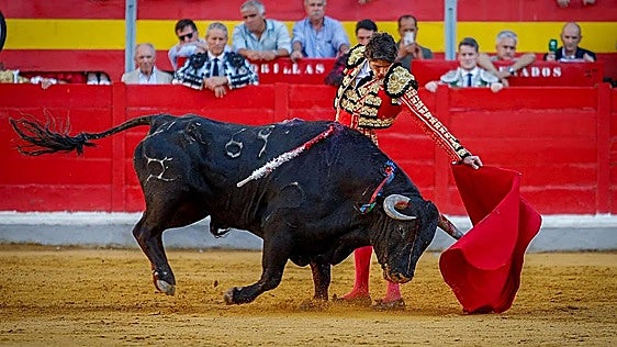 La Plaza 'Dama de Baza' acoge este sábado su tradicional corrida de feria