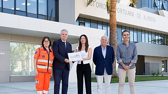 El Puerto de Almería blinda la seguridad de sus 1.300 corredores al lograr el sello de 'Carrera Cardioasegurada'