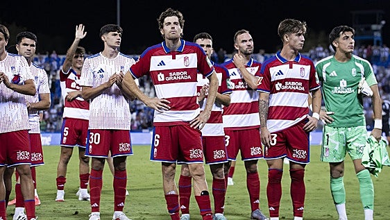 Un Granada CF lastrado por los despistes en sus arranques