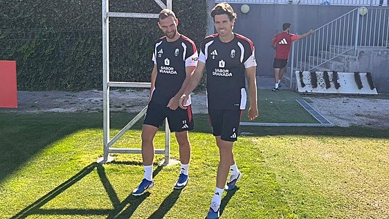 Gimber y Gumbau, al salir a entrenar.