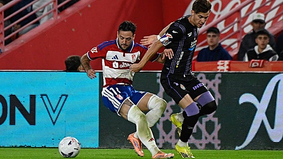 Pacheta confirma la baja de José Arnaiz para «varias semanas» en el Granada CF