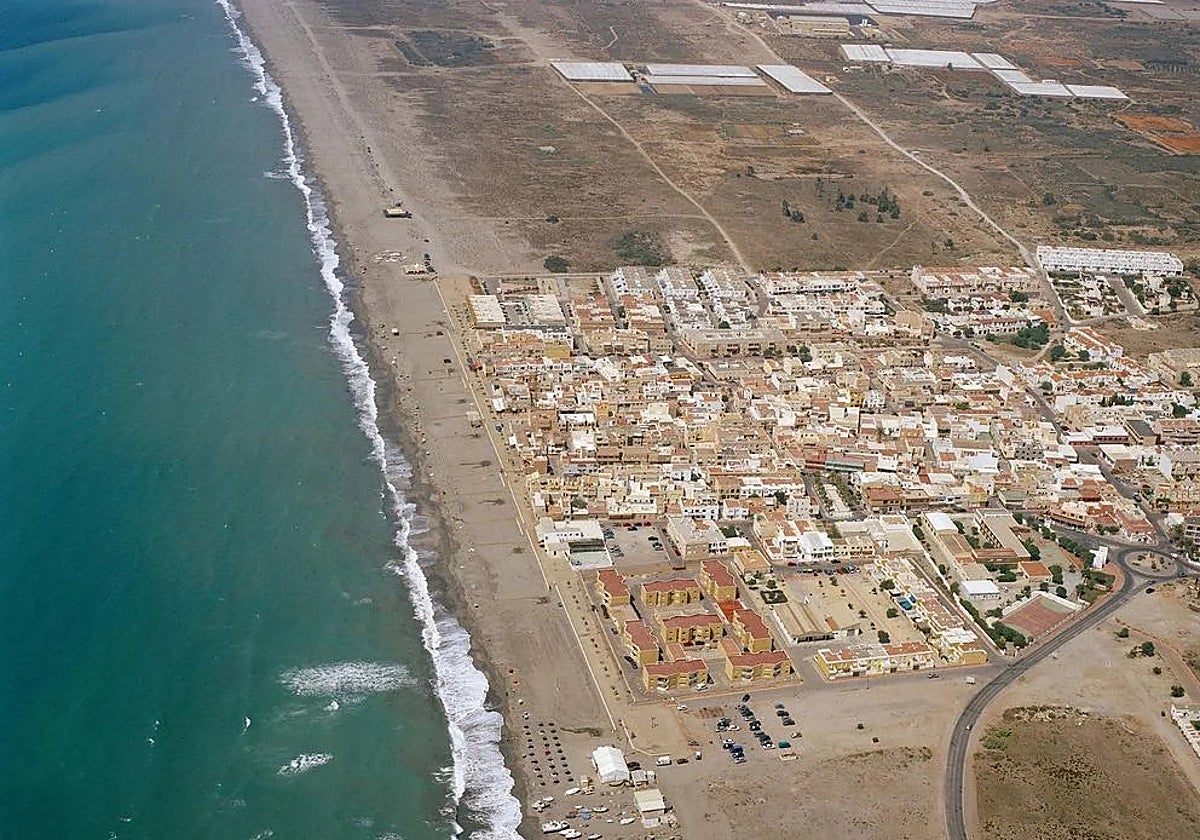 Primer paso para las futuras inversiones en Cabo de Gata, La Almadraba y La Fabriquilla