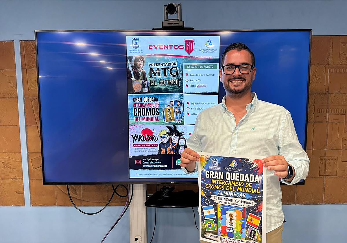 El concejal de Juventud, Francisco Rodríguez, ha explicado que «la gran quedada de intercambio de cromos del Mundial era una actividad muy demandada por las familias de Almuñécar y La Herradura»