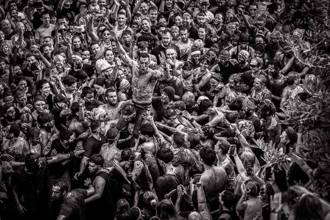 El Cascamorras en blanco y negro