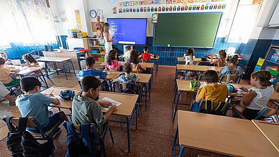 Las familias denuncian un arranque de curso marcado por los recortes y la falta de planificación